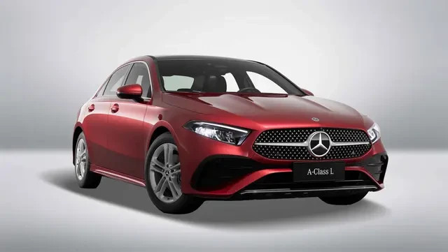 کفپوش پنج بعدی چرم بنزA180L